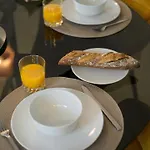 Le Coq Imperial - Parking - Ac - Wifi شقة مينتون