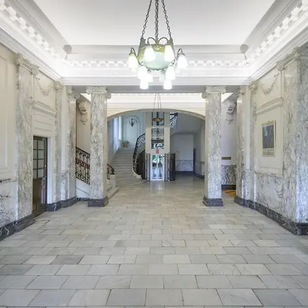 Le Coq Imperial - Parking - Ac - Wifi Apartment *